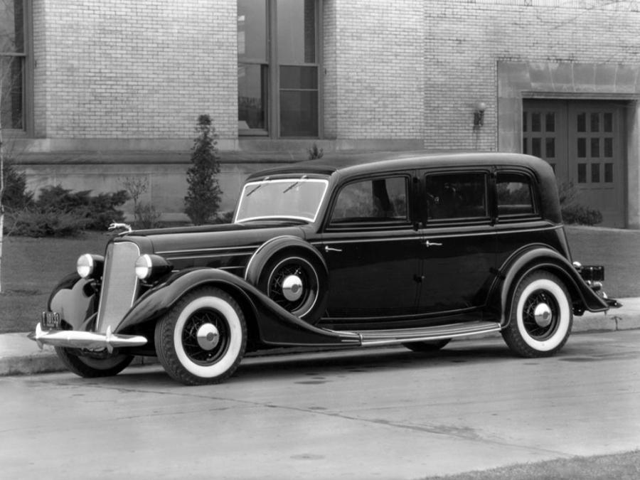  Lincoln Model K Limousine by Willoughby 1935 года  (фото 1 из 2)